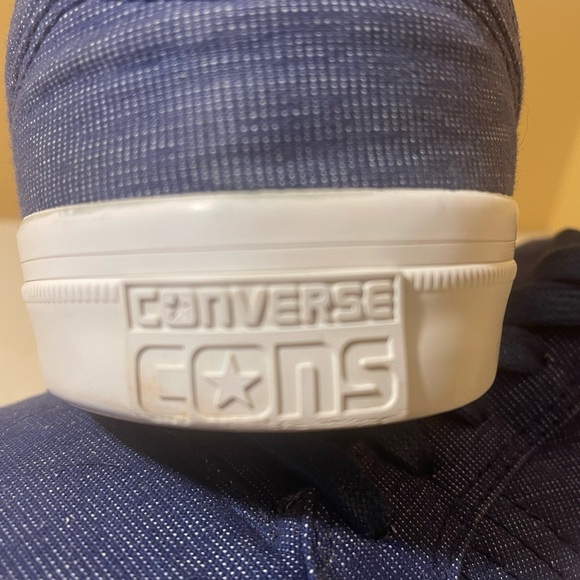 Converse. Mens. 9.5. Blue. Almost Denim-like. Awesome.
Very clean. 99% new. - Picture 3 of 7